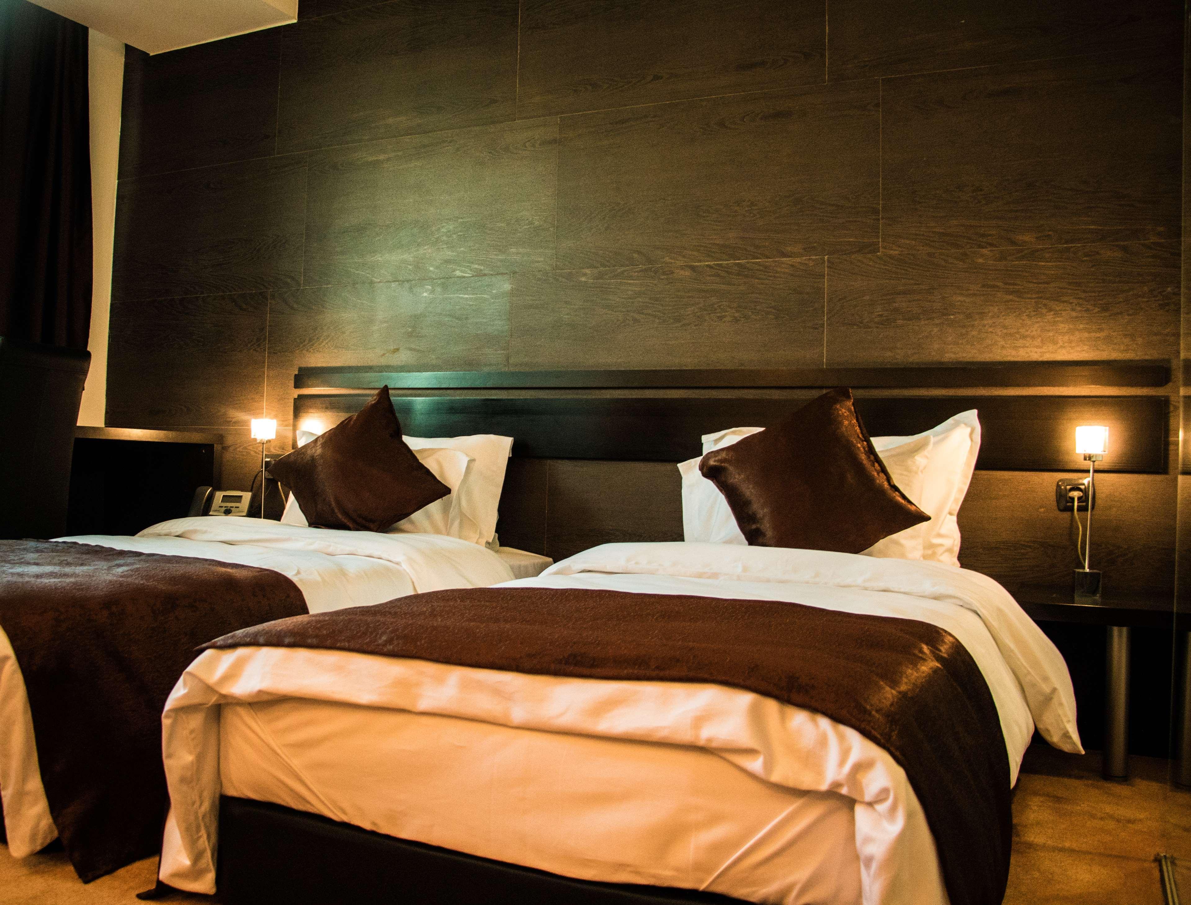 Best Western Hotel Galla Sllatine e Madhe Bagian luar foto