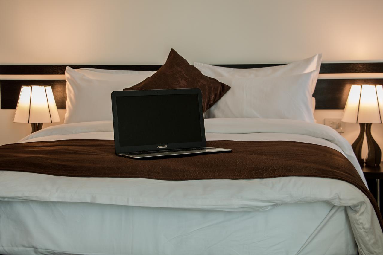 Best Western Hotel Galla Sllatine e Madhe Bagian luar foto